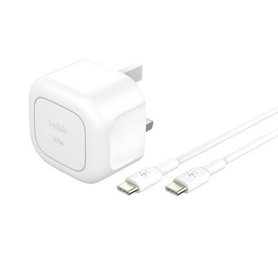 بيلكين - شاحن حائطي - 30 واط - كابل USB-C + USB-C من PVC بطول 1 متر - قابس المملكة المتحدة - أبيض