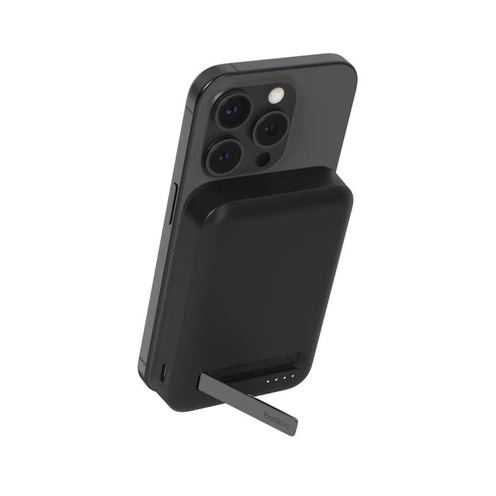 Belkin Powerbank Qi2 15W Wireless 8k Kick Stand Black